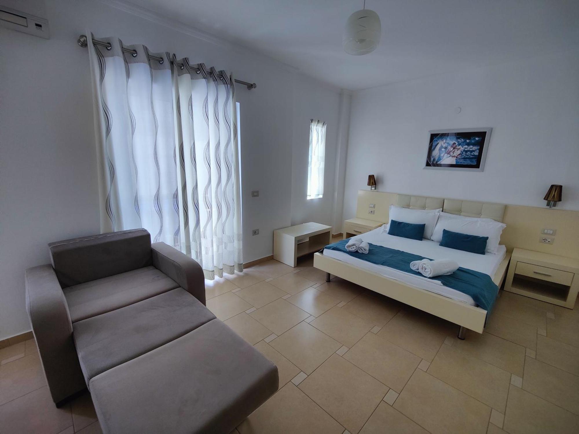 B&G Holiday Sarande Bagian luar foto